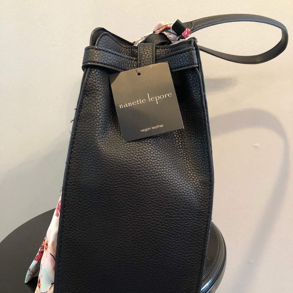 NWT-Nannette lepore Rylie Shoulder Bag - Picture 2 of 7